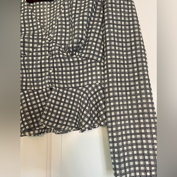 The Fifth Label Blouse - Picture 3 of 3